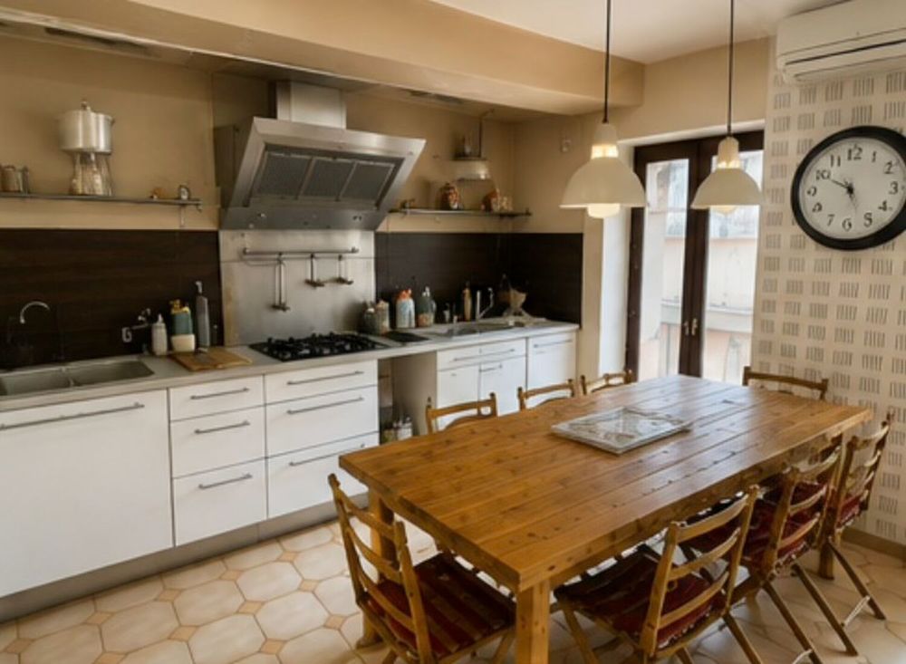 Duplex atypique de 120 m² avec terrasse tropézienne ? Bézier