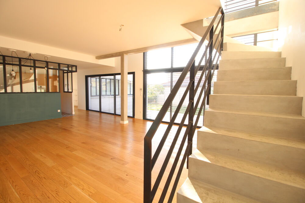 Superbe maison contemporaine de 140 m² avec garage