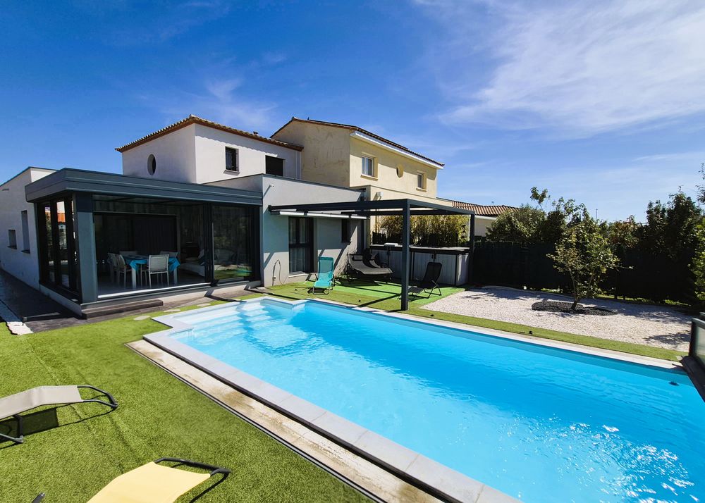 Maison contemporaine (2021), 3 faces, 125m², sans travaux
