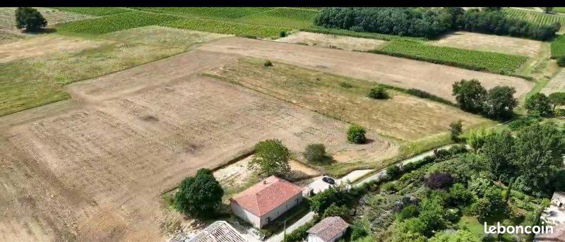 Chai en pierre 320m² à rénover, 1ha, vue - Targon (33)