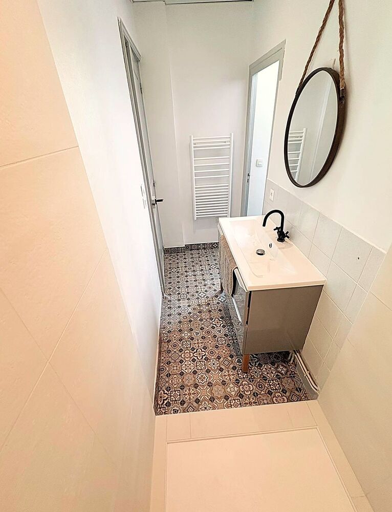 Grand T2 traversant Velpeau (59 m2)