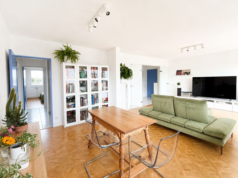 Hoenheim 108 m²,dernier étage, 2 balcons, garage et parking