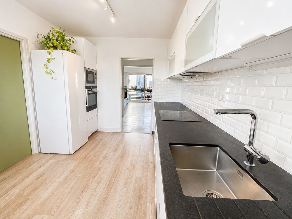 Hoenheim 108 m²,dernier étage, 2 balcons, garage et parking