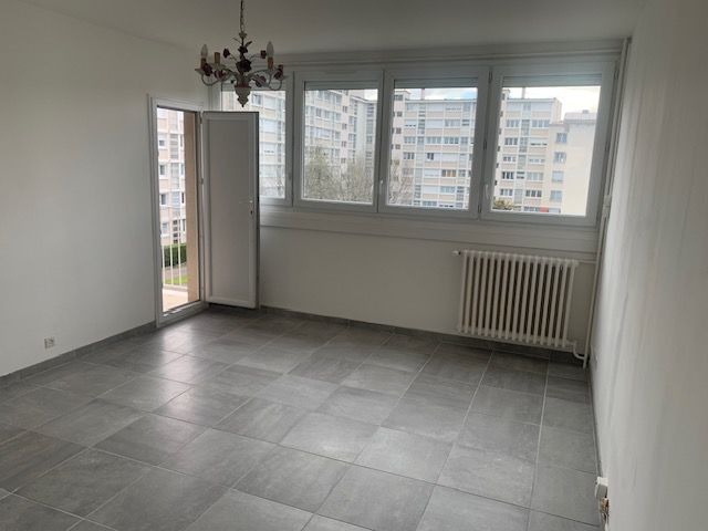 Appartement 3 pièces+cuisine