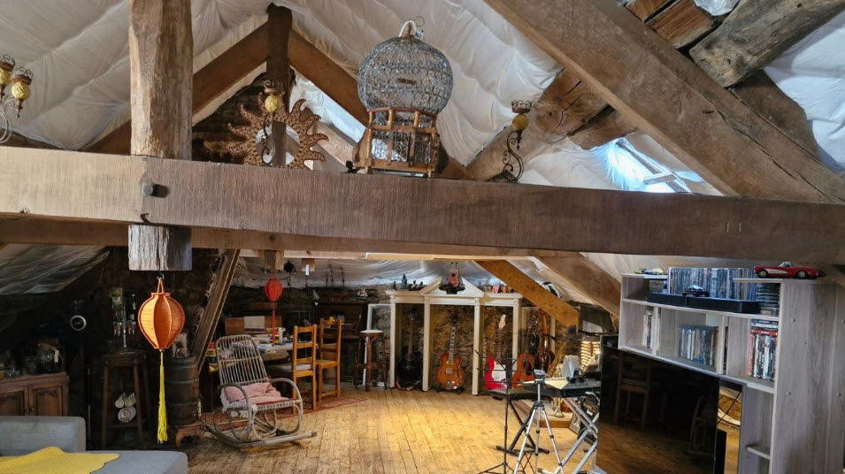 Maison dans hameau non traversant