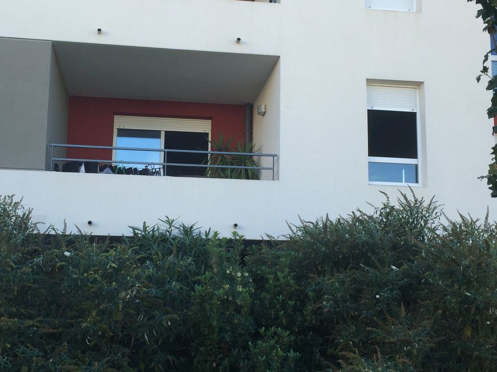 T2 Traversant avec Loggia ouverte, Box et Piscine