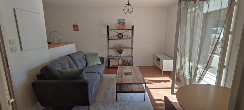 2 meublé 36 m² avec balcon, parking et piscine ? Idéal inves