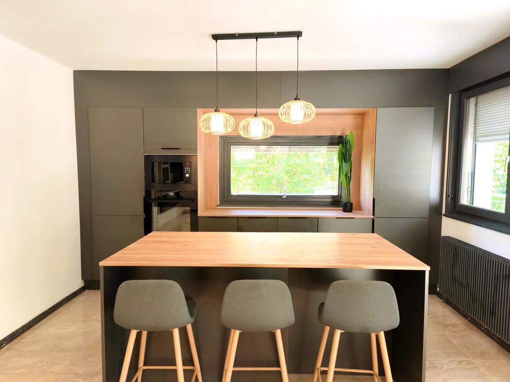 Grande maison sur le haut monthoux
