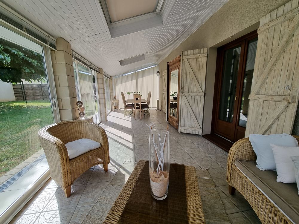 Maison de plain-pied 173 m²- 4 chambres, bureau, clim et jar
