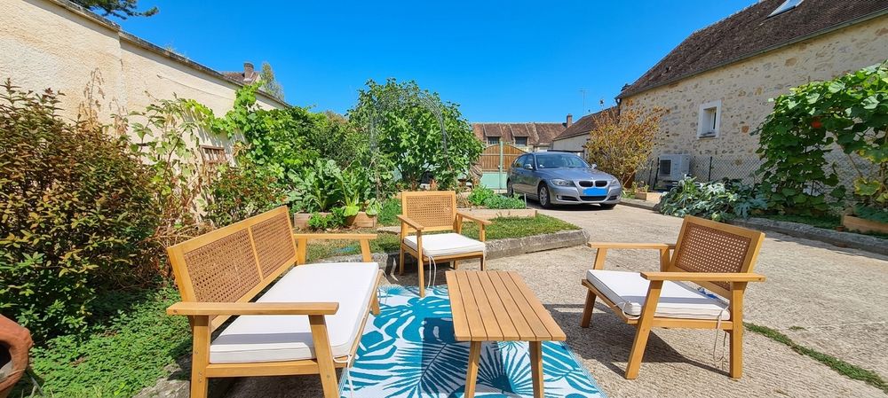 Maison avec sous-sol total, jardin plein sud; climatisation