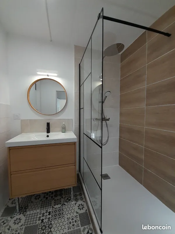 Appt 71 m² rénové à neuf, Balcon, Parking, Vue dégagée, Asc