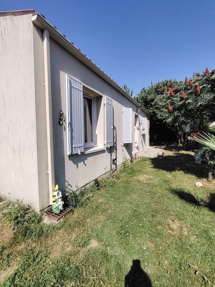 Maison 108M2 avec 825M2 de terrain