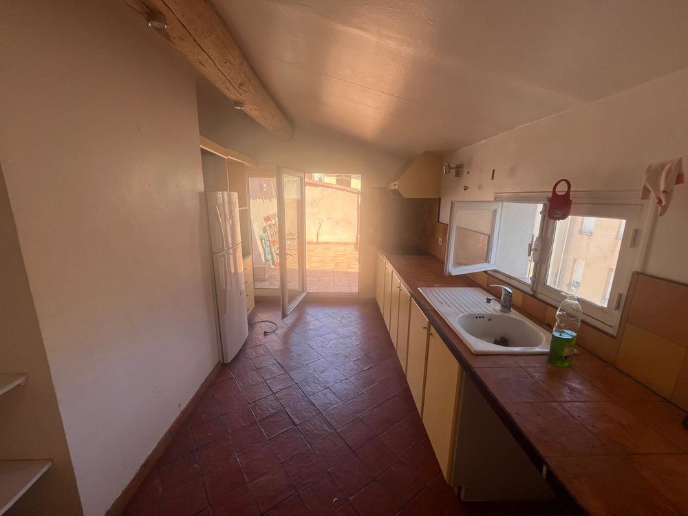 T5 103m2 + terrasse 15m2 en centre ville d'Aix
