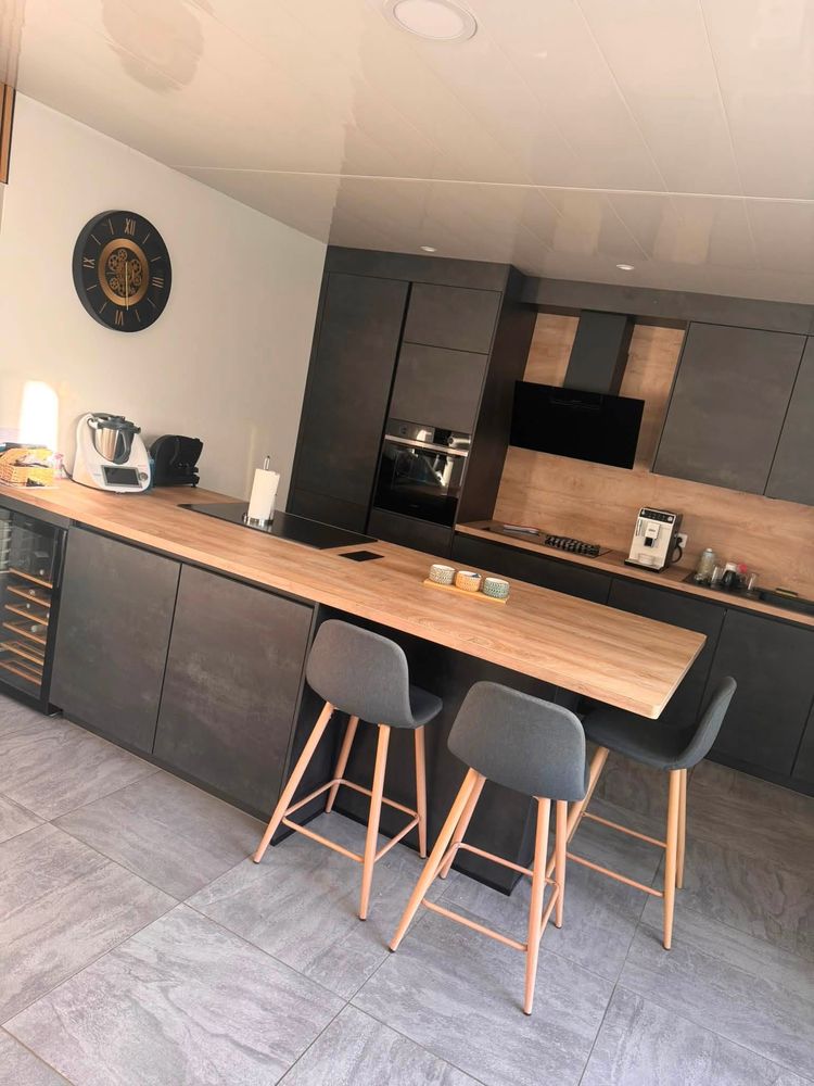 MAISON FAMILIALE DE 165 M2