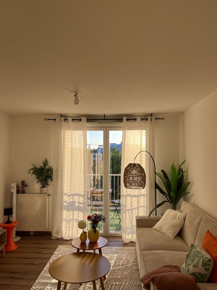 Appartement lumineux et calme €" 56 m² avec balcon et parking souterrain