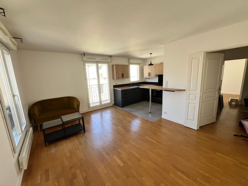 Appartement 2 pièces avec balcon, parking et cave - Nogent