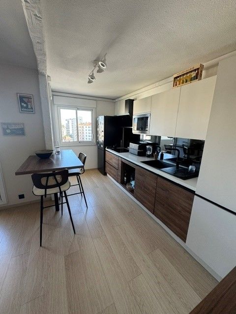 EN T3 ? LYON 7? ? PROCHE PLACE SAINT-LOUIS & BLANDAN