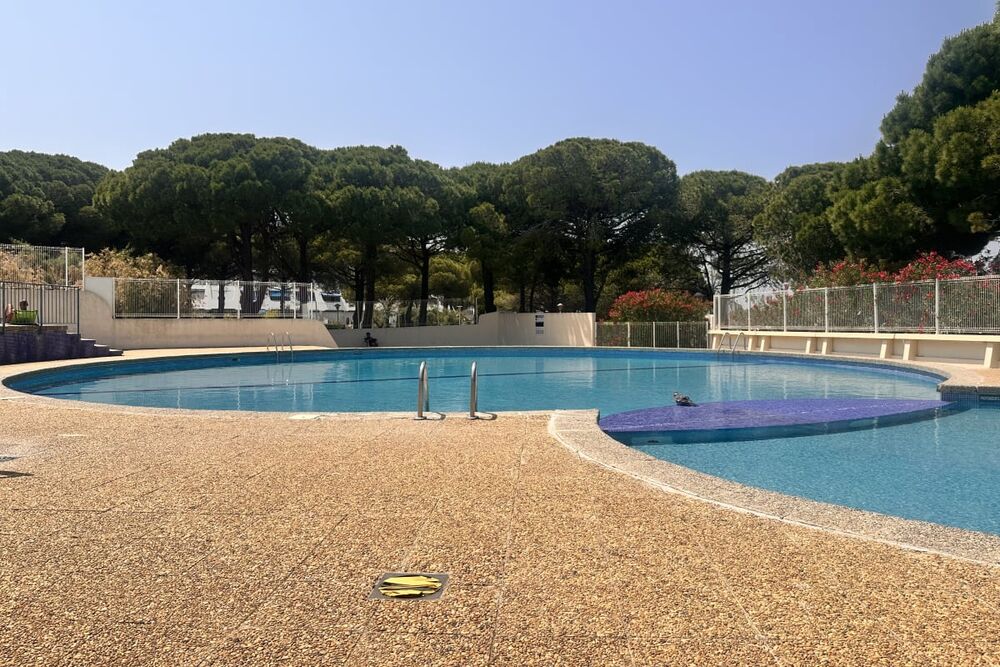 PORT-CAMARGUE ? PLAGE SUD | Studio entièrement rénové avec t