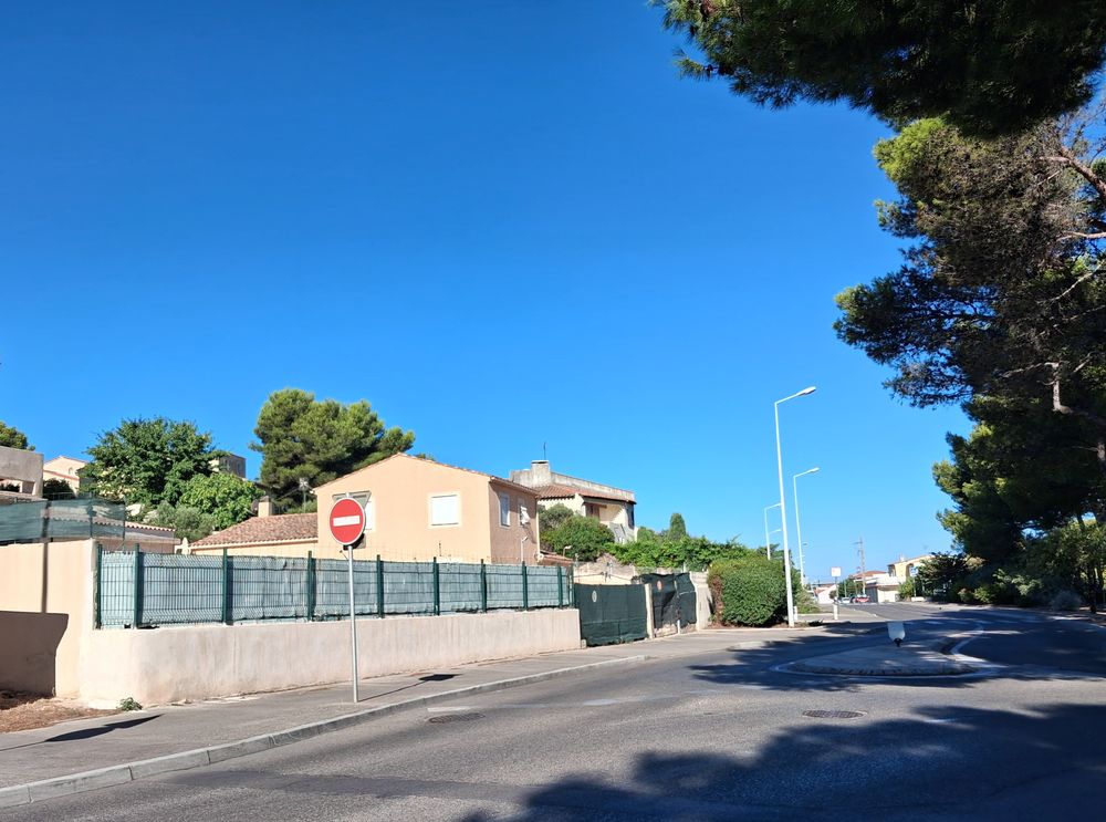 415 000e 183 m² av garage MARTIGUES jonquières13500