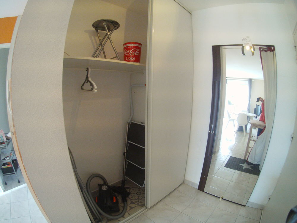 appartement T2 meublé , climatisé ,résidence sécurisée.