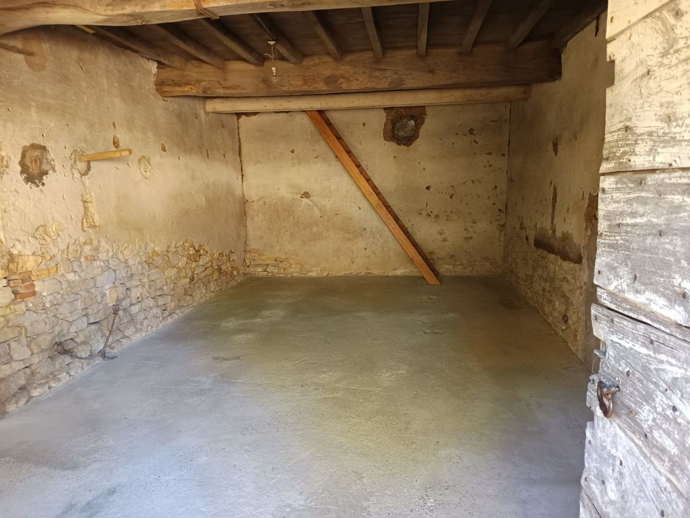 Grange / entrepôt de stockage