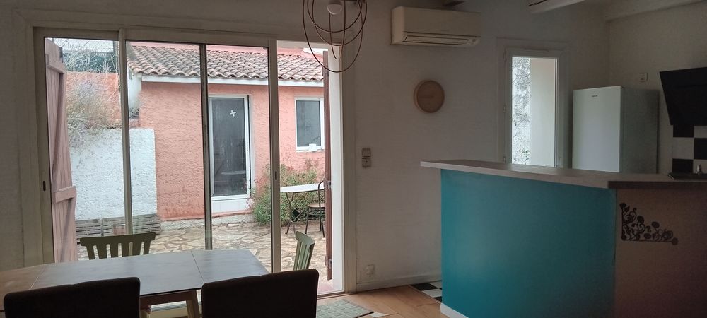 maison de ville st loup 105 m2avec cour 30 m2