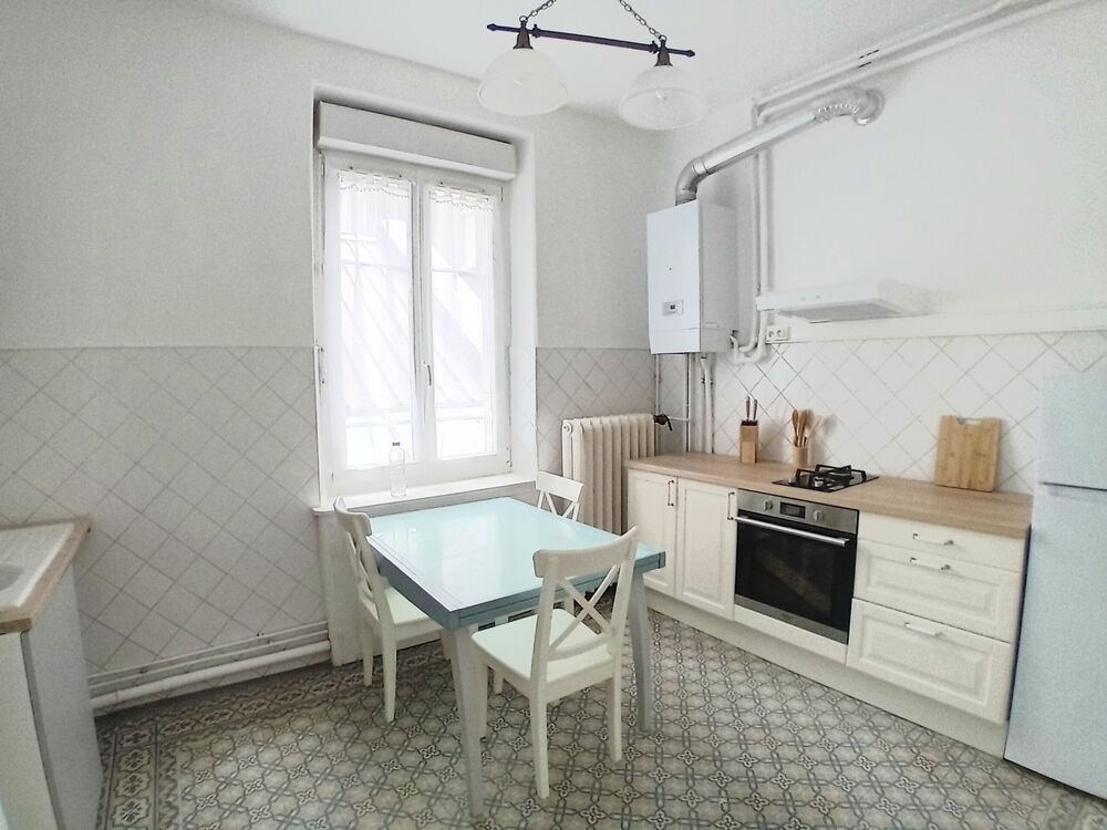 T2 Haussemannien 62 M² AIGLE disponible 1 11 2026