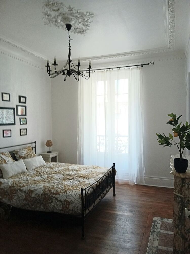 T2 Haussemannien 62 M² AIGLE disponible 1 11 2026