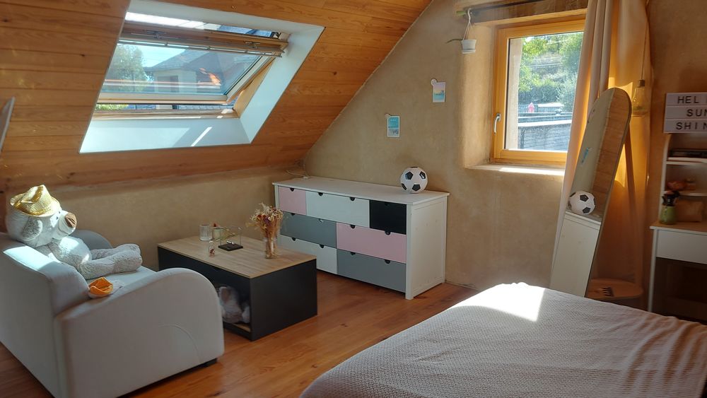 Elven ? coup de c?ur ? longère en pierre de 187 m² +20 m²