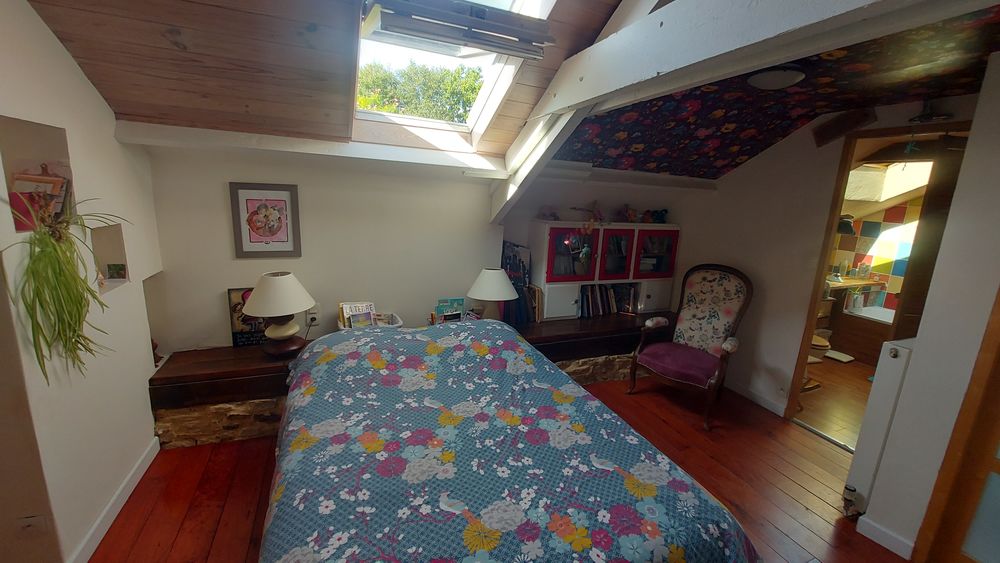 Elven ? coup de c?ur ? longère en pierre de 187 m² +20 m²