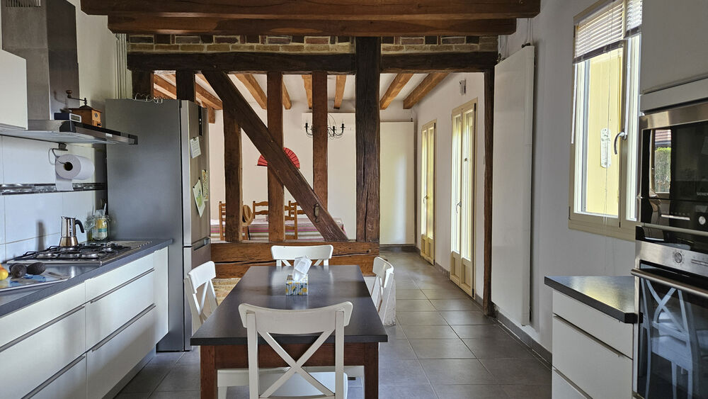 Grange rénovée à Courteranges 10270