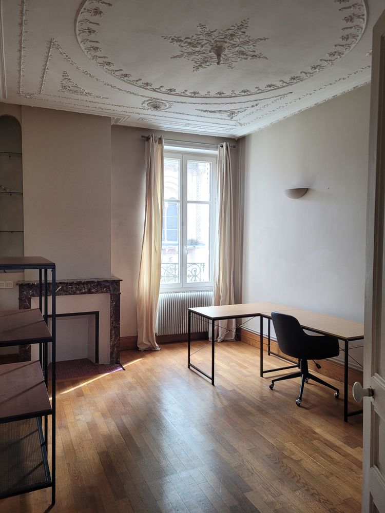 Particulier F3 meublé Nancy centre