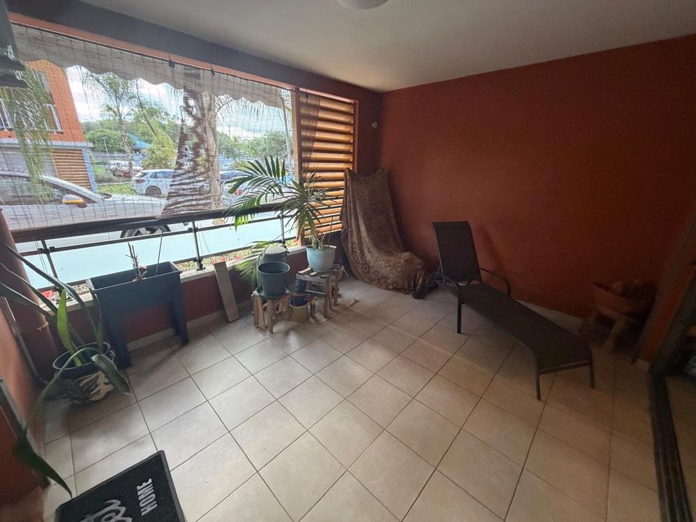 Appartement T3 avec box (Dugazon Les Abymes)