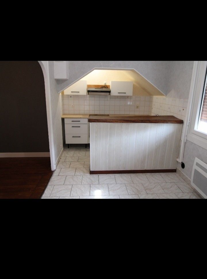 Appartement T3 ( non meublé) dans une maison