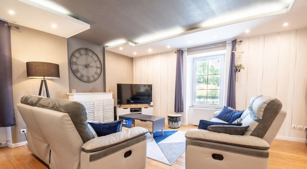 Propriété de caractère du XIXe avec piscine, grange...