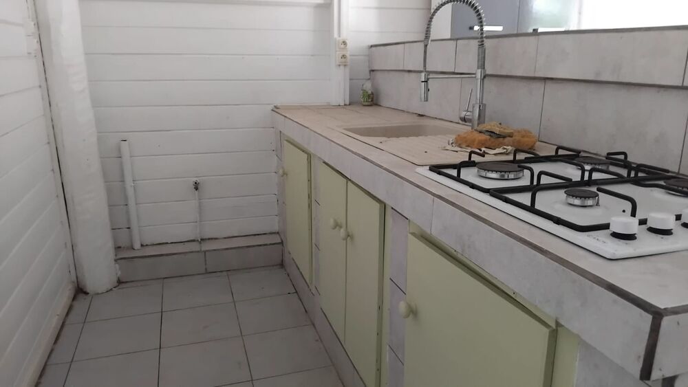 APPARTEMENT 2 CHAMBRES A CAPESTERRE BELLE EAU C.C