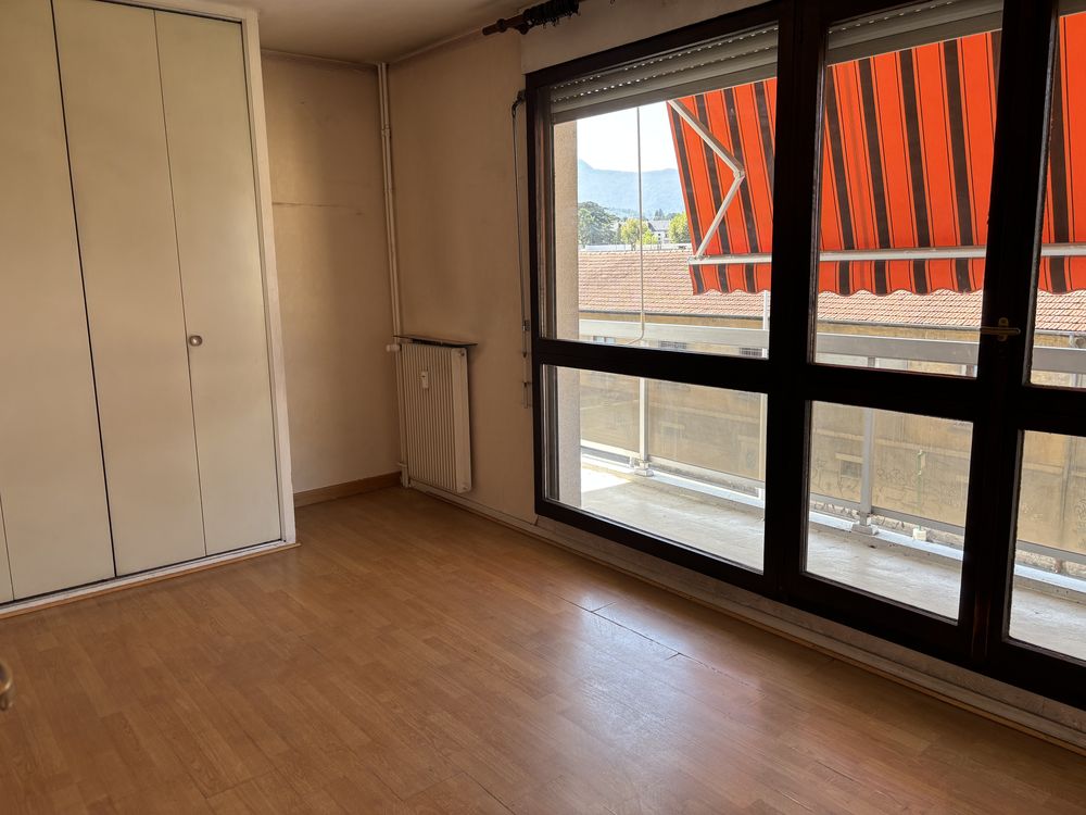 APPARTEMENT T2 lumineux