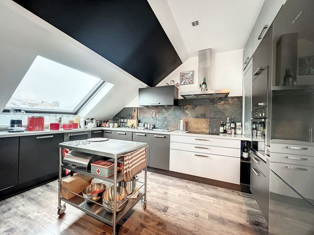 Duplex meuble avec terrasse - 122m2 - dispo fin septembre