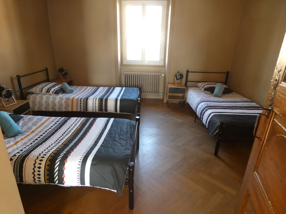 APPARTEMENT DE 79 M2 AVEC TERRASSE 80 M2