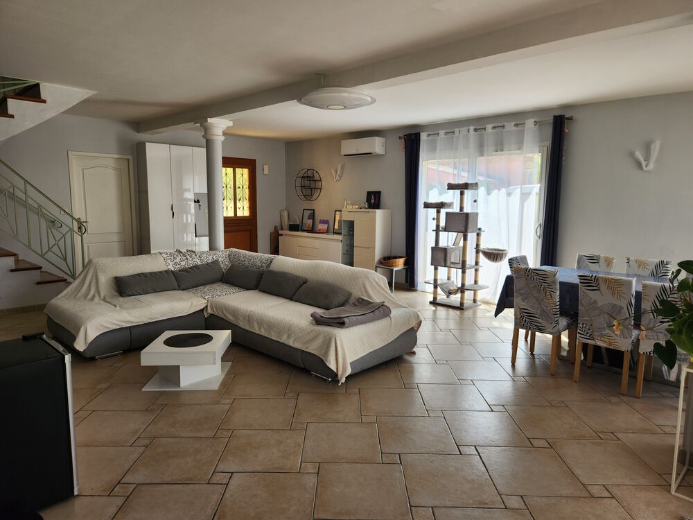 Villa 4 faces