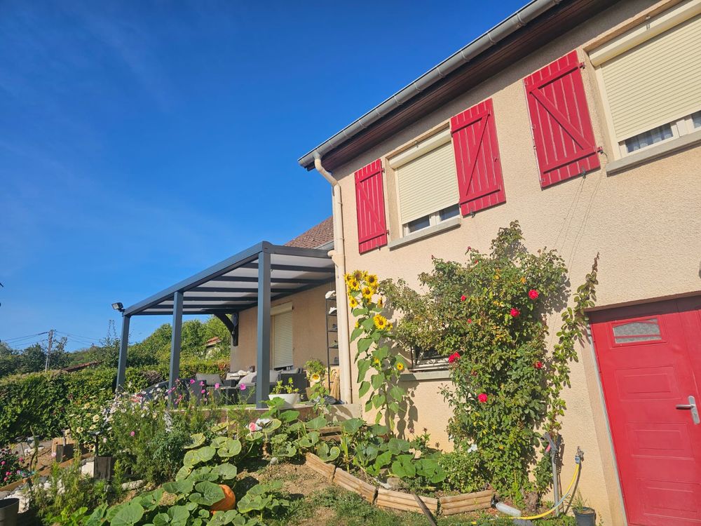 Maison 127 m² sur terrain 1485 m² avec terrasse et pergolas