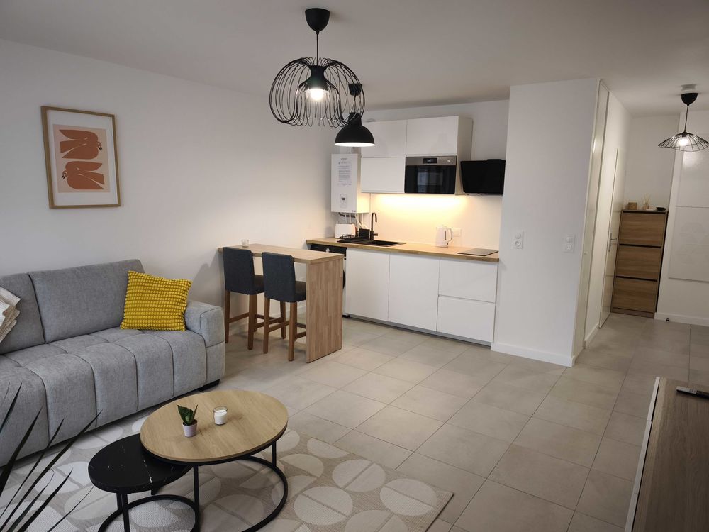 Studio meublé neuf de standing 30 m² €¢ Parking €¢