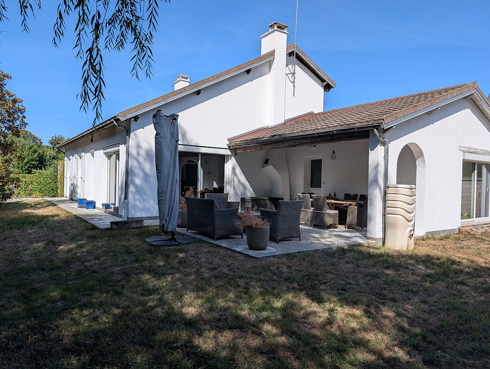 Maison de 185 m² habitables sur terrain de 1112 m²