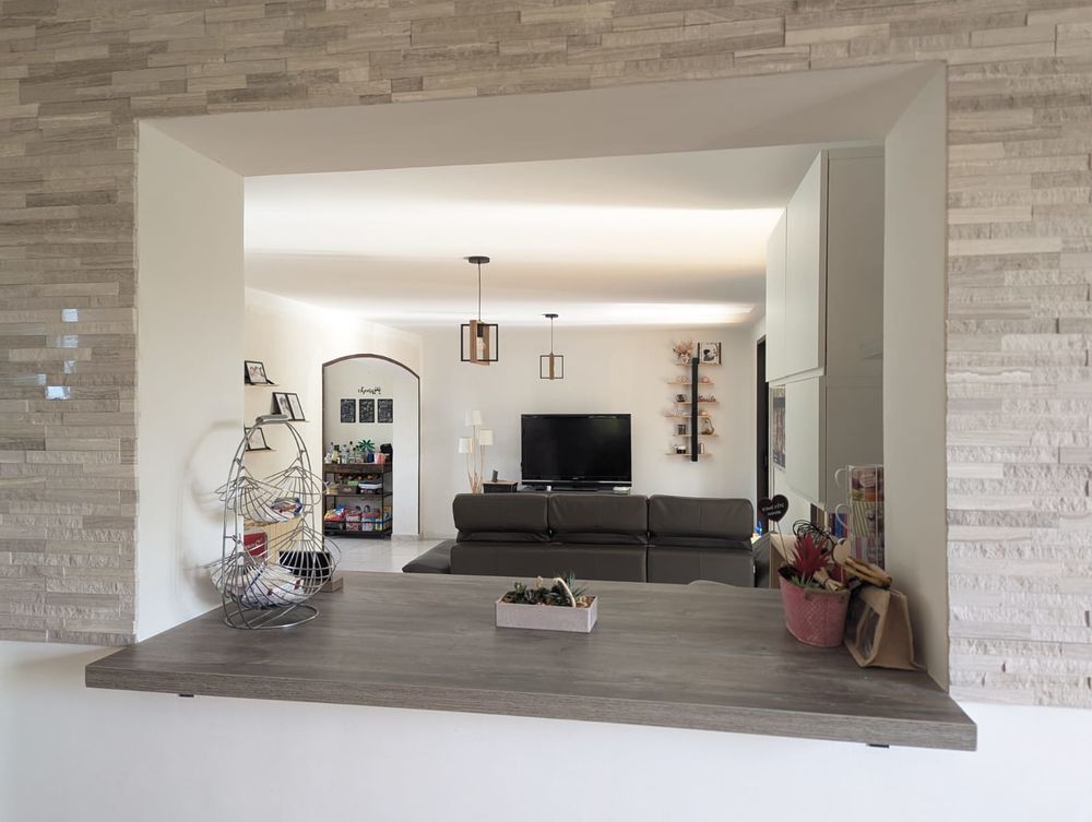 Maison 180 m² , 4 chambres , Piscine , Terrain 1 800 m²