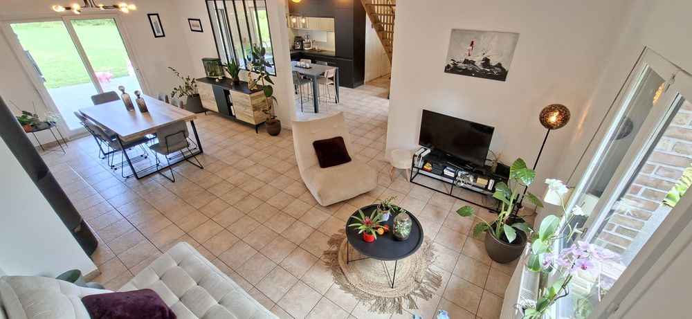 Maison individuelle 160 m² - 4 chambres ? 3 600 m² ? Vue cam