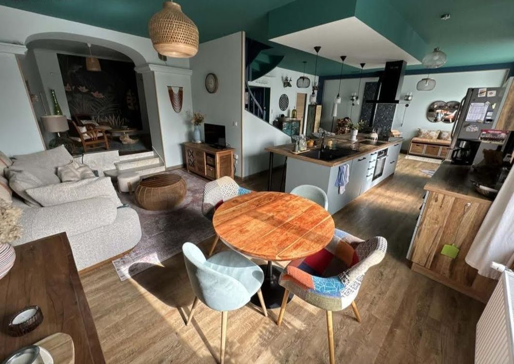 Maison à Celles-Sur-Durolle entièrement rénovée