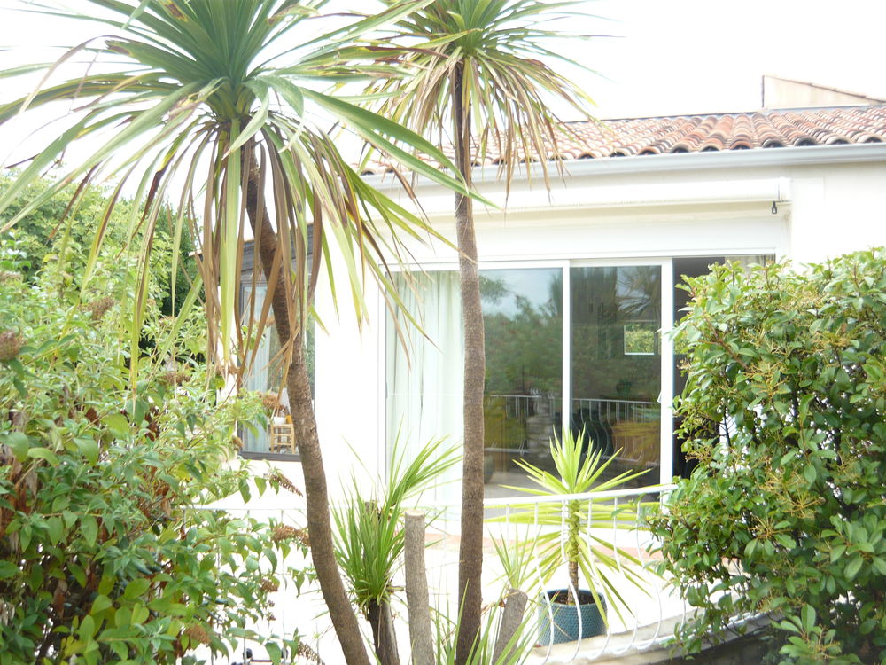 MAISON DE 5 PIECES 106 m2 A VELAUX 13
