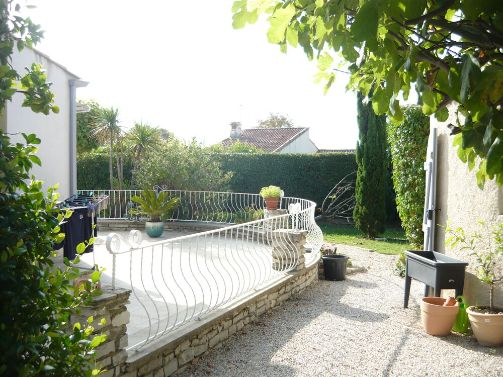 MAISON DE 5 PIECES 106 m2 A VELAUX 13