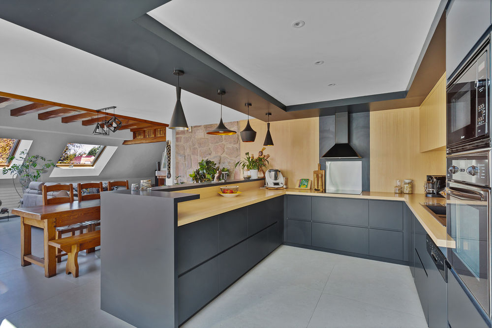 MAISON ATYPIQUE ? MAIS0NNETTE INDÉPENDANTE 1 037 m² Terrain