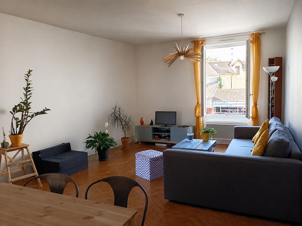 Grand T2 lumineux proche place St Louis